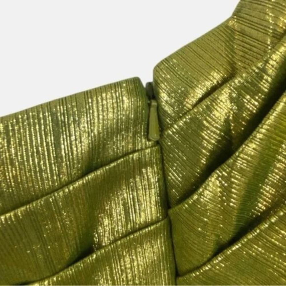 Mac Duggal Size 12 Green Off The Shoulder Ruched Metallic Long Maxi Gown Dress - Picture 6 of 6